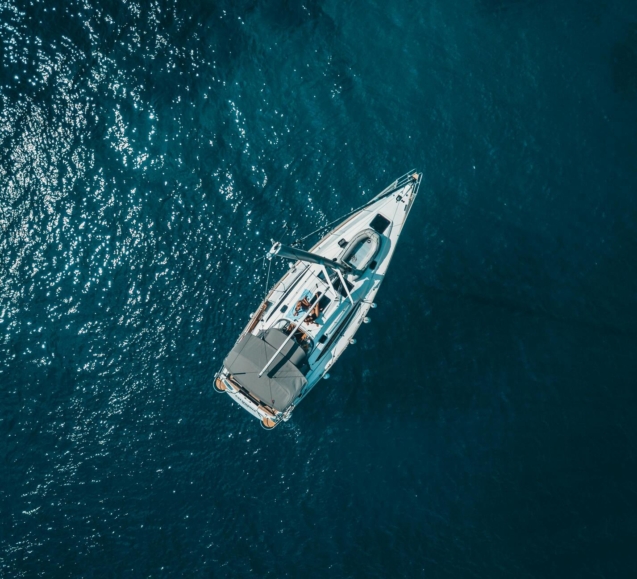 pexels-ollivves-1295036